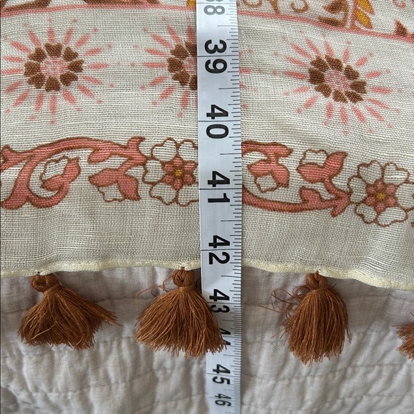 Spartina 449 linen cream boho tassel Paisley, printed scarf shawl wrap OS - Picture 16 of 16